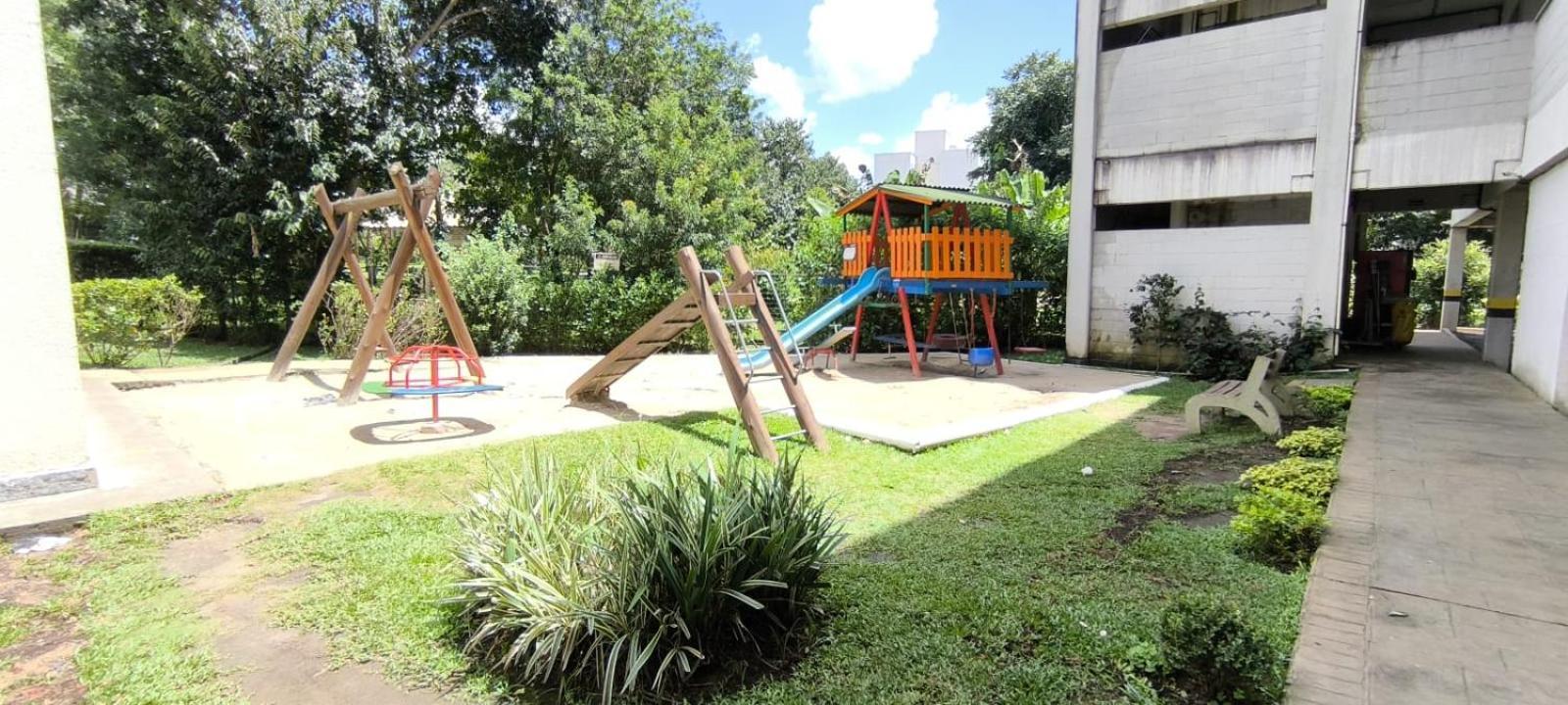 Apto Em Condominio Clube Frente Pro Bosque E Lago No Terminal Do Pinherinho Proximo Ao Centro - Garagem Para 2 Veiculos Curitiba Exterior photo